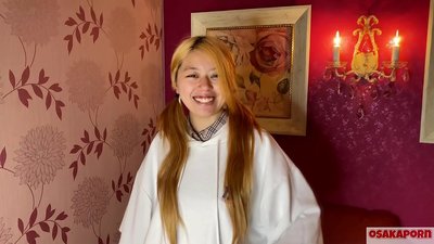 Малки цици порно